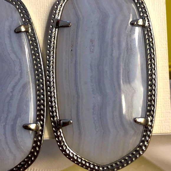 NWT Kendra Scott RARE & Retired Danielle Earrings Blue Lace Agate & Silver W😍W - Picture 6 of 12